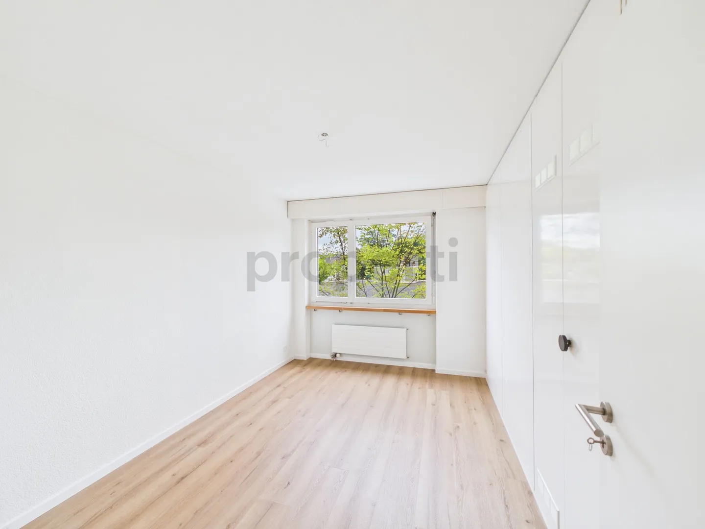 Geräumige und lichtdurchflutete 4.5-Zimmer-Wohnung in Herzogenbuchsee, BE - Foto 4 von 7
