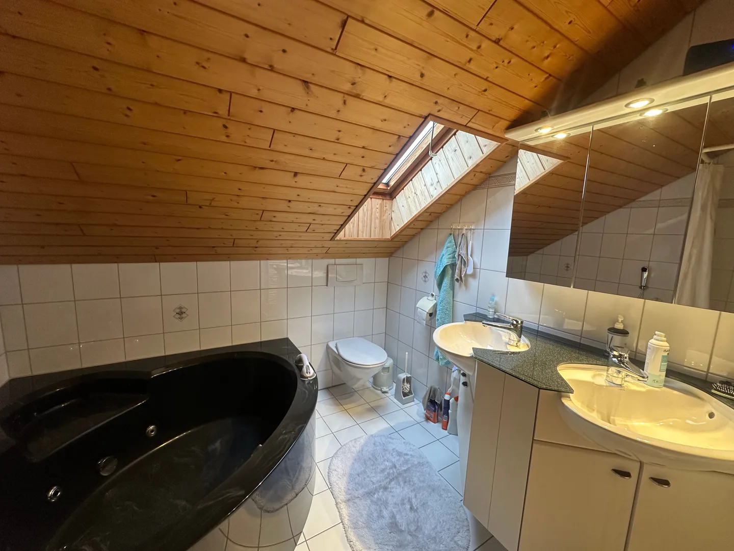 Charmante 4-Zimmer Dachwohnung in Fahrwangen - Foto 5 von 7