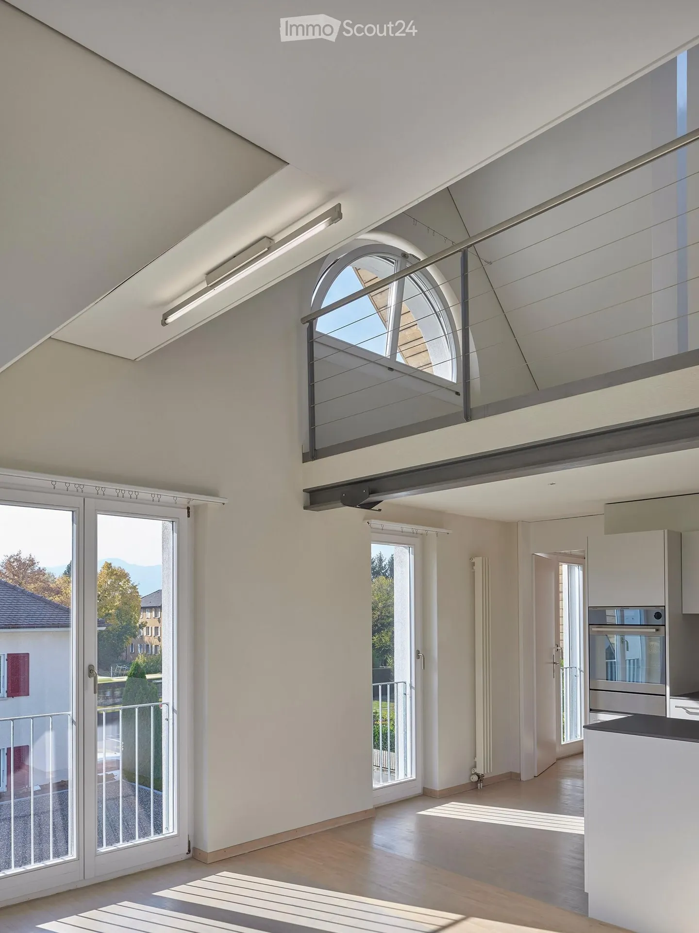 Bright 2.5-room apartment with green views in Thun - Photo 6 of 10