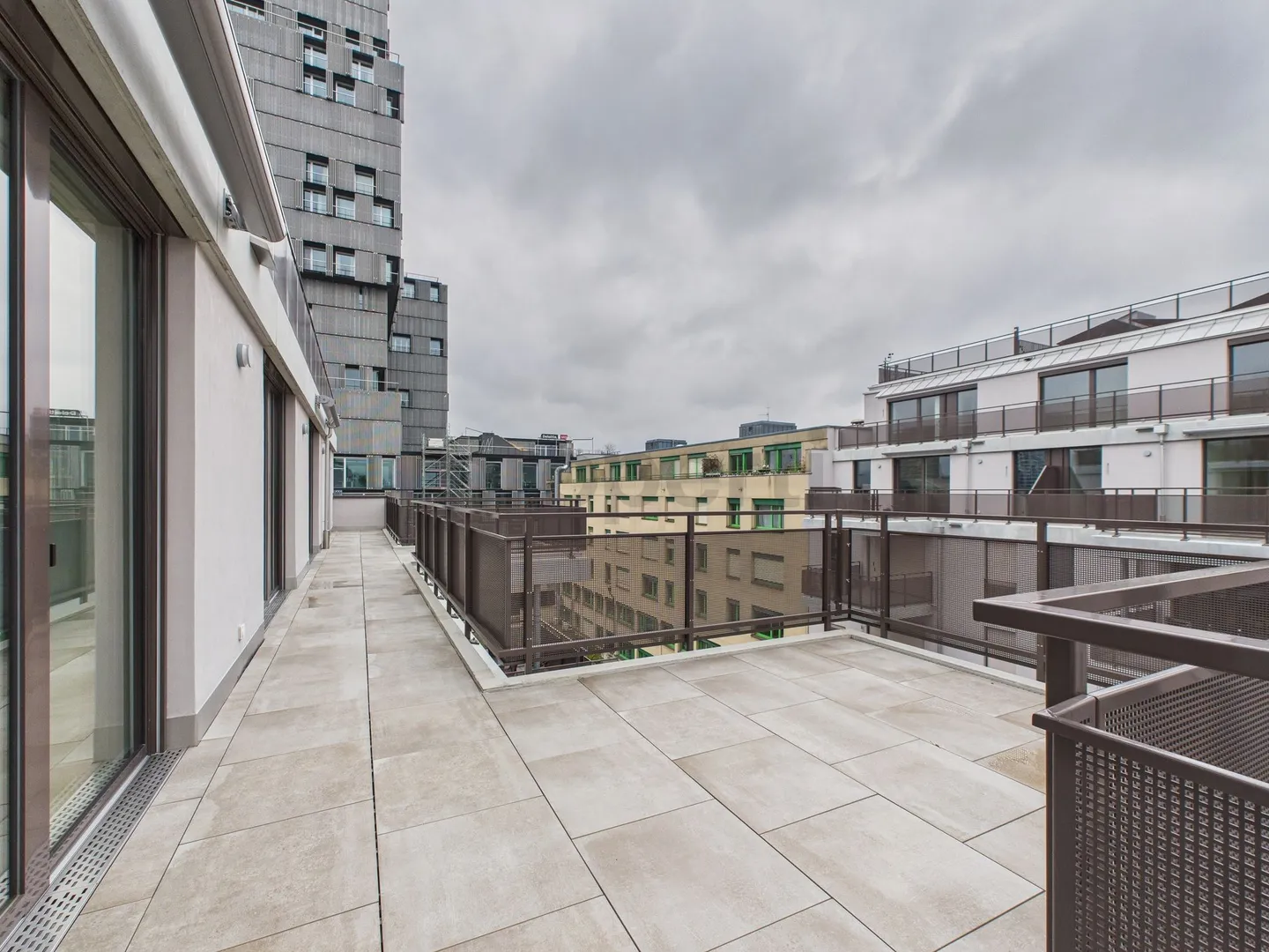 Appartamento moderno di 3,5 stanze con balcone, Basilea - Foto 9 di 13