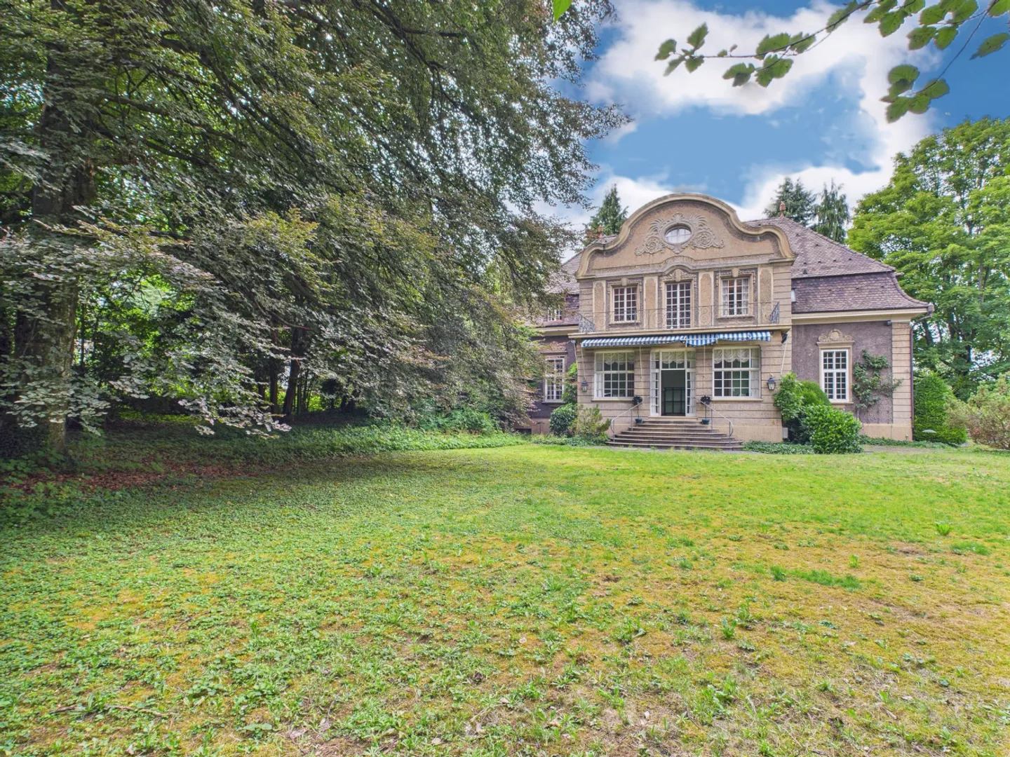 First Villa on the Bruderholz - A Journey Through Stylish Basel's Past - Photo 1 of 13