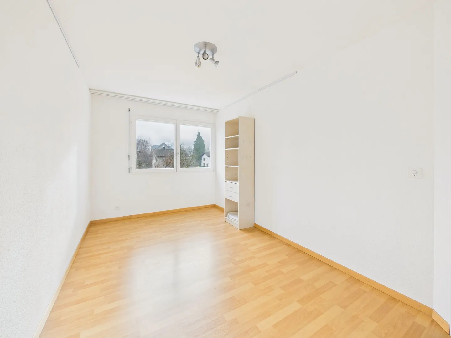 Modernes Wohnen in Ebikon, Kanton LU  Einladendes Zuhause mit 4.5 Zimmern - Foto 5 von 11