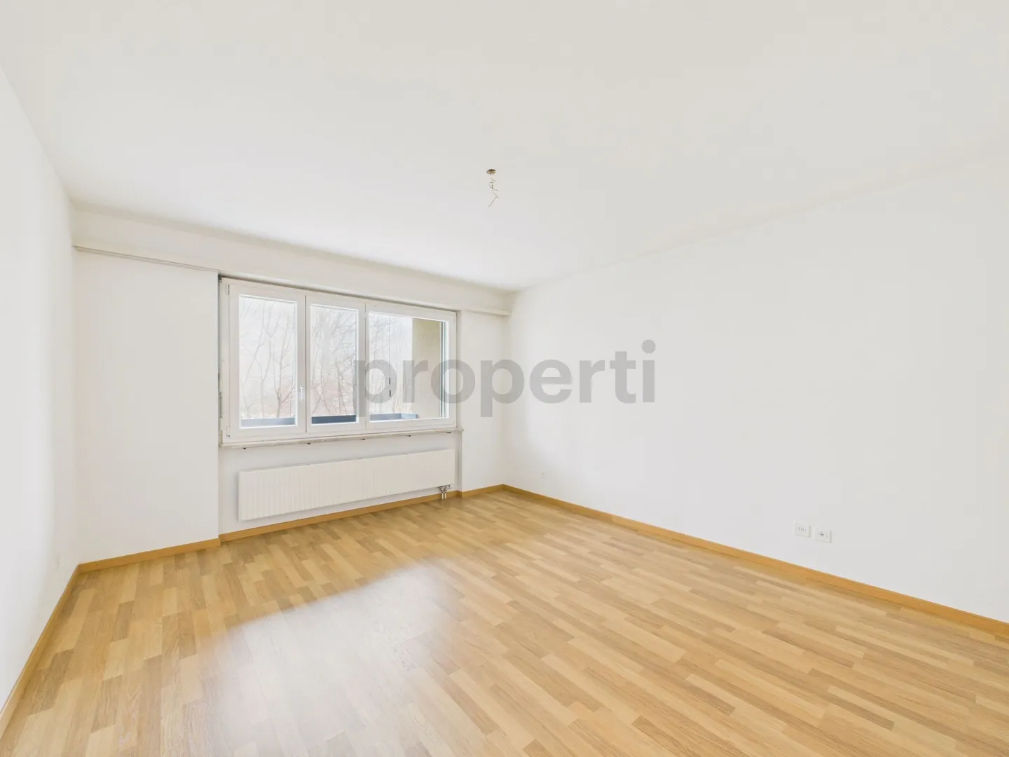 Luminoso appartamento di 2.5 locali con balcone a Horgen - Foto 4 di 8