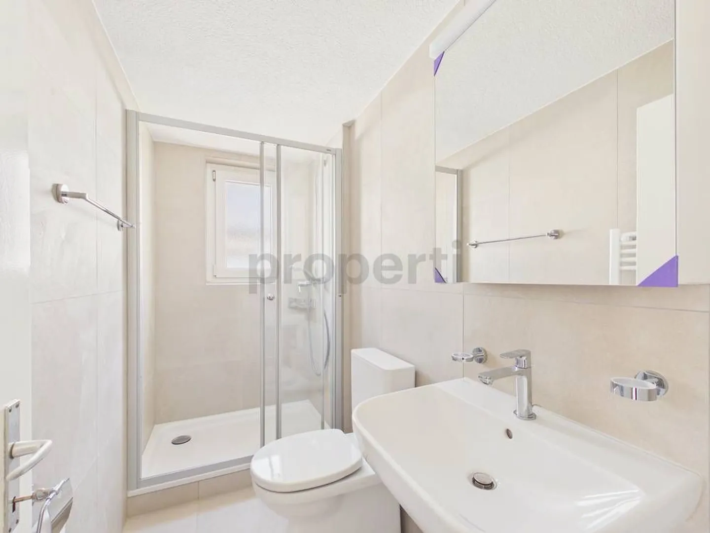 Condominio tranquillo di 3,5 stanze con posto auto, Luterbach - Foto 6 di 7