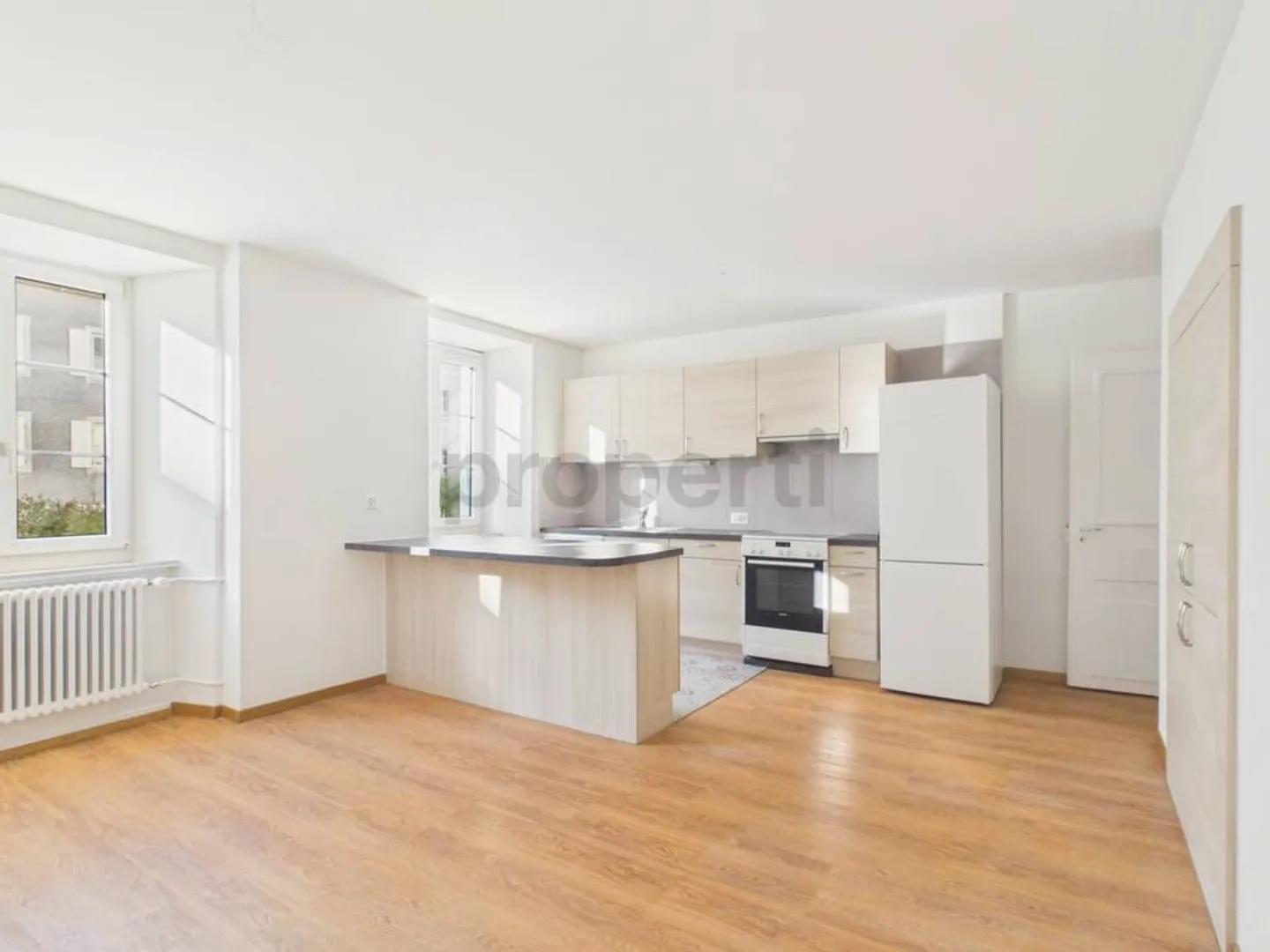 Charming 3.5-room renovated apartment in a pleasant setting, La Chaux-de-Fonds - Photo 1 of 7