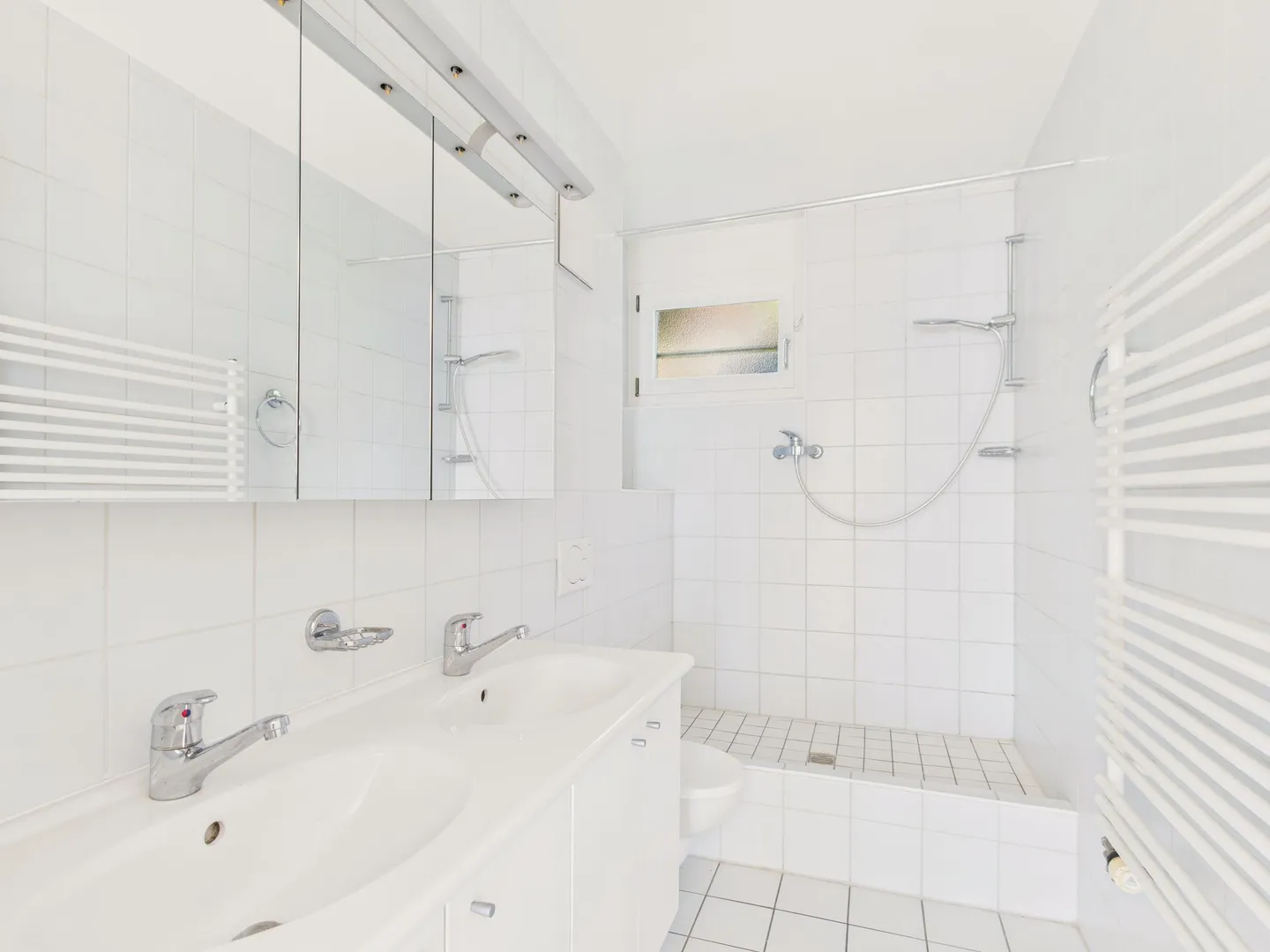 Appartamento eccezionale con vista panoramica sul Lago di Ginevra a Chernex - Foto 10 di 13