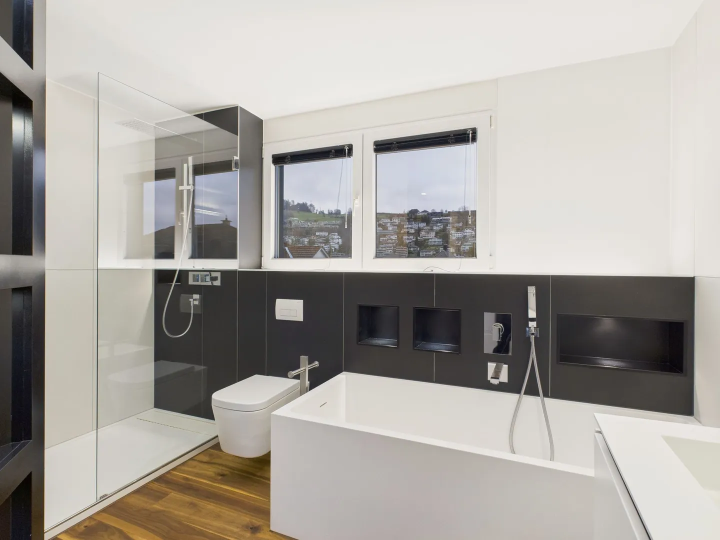 Appartamento duplex esclusivo di 3,5 stanze con vista montagna a Kriens - Foto 6 di 10