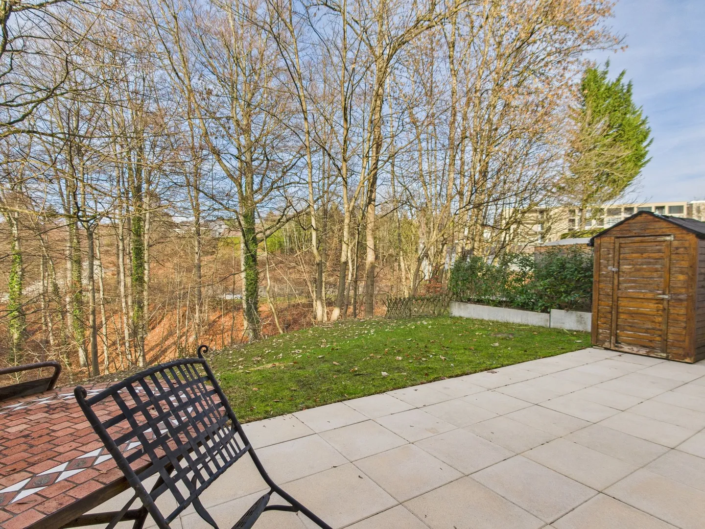 Grande appartamento moderno di 3,5 stanze con giardino e balcone - Foto 11 di 12