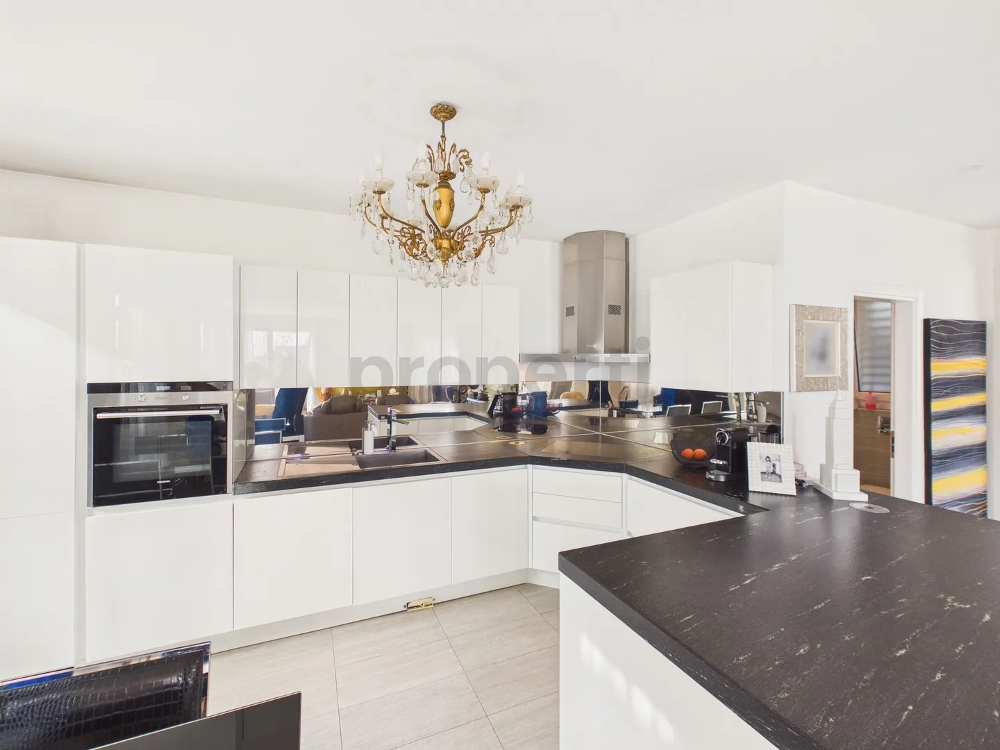 Villa spaziosa a Caslano - Foto 4 di 13