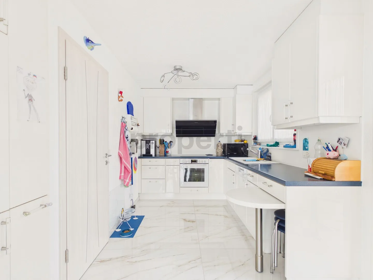 Elegantes Familienhaus mit Aussicht - Foto 5 von 13