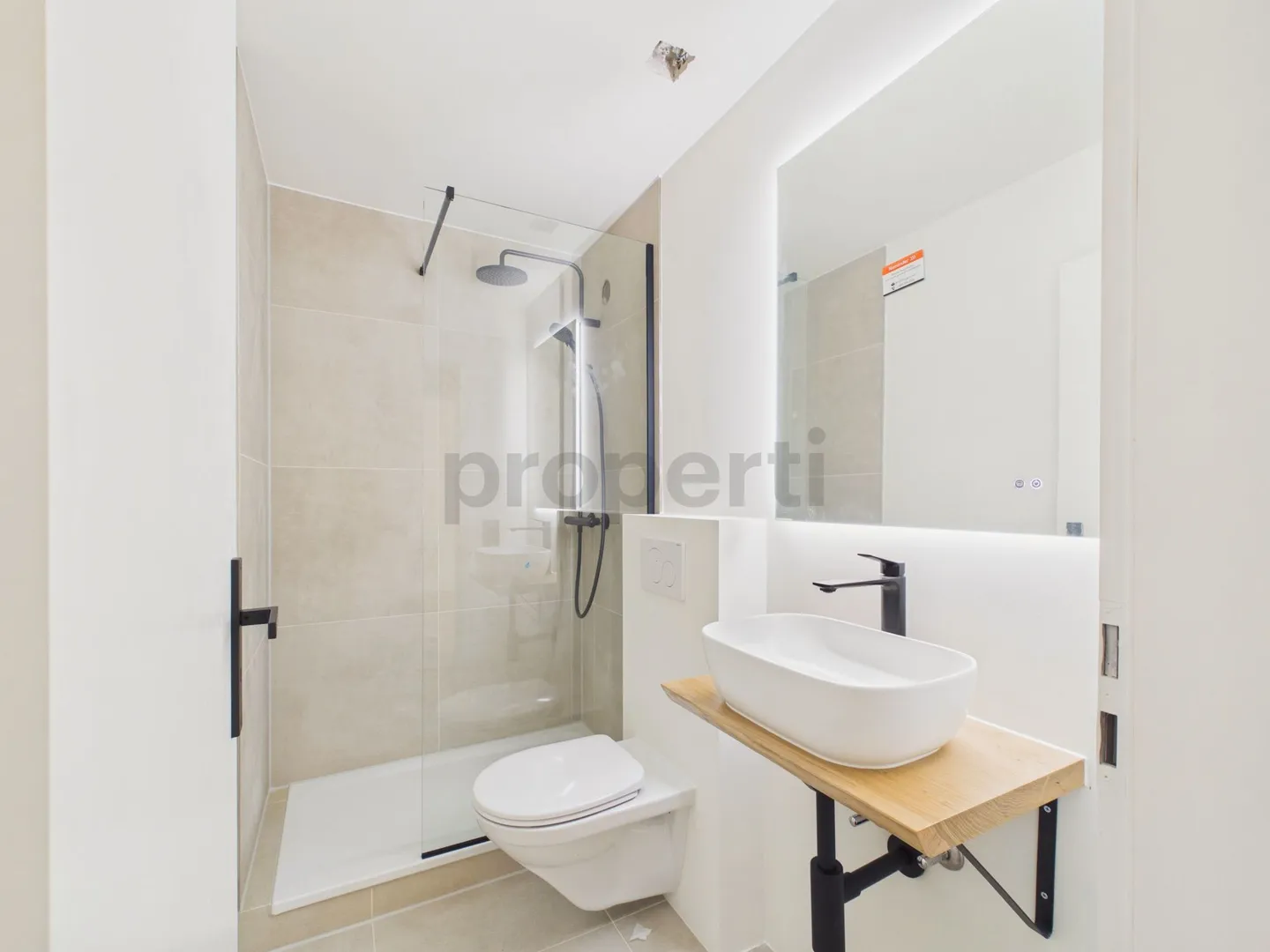 Renovierte Wohnung in Hunzenschwil - Foto 8 von 13