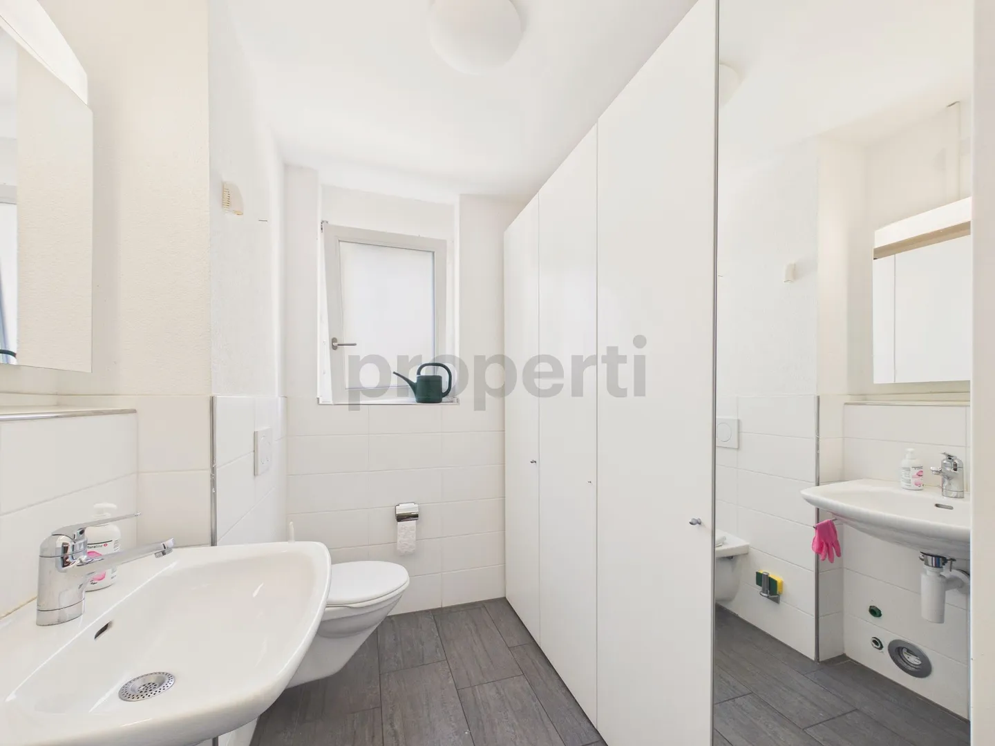 Espace commercial / de vente dans un emplacement central à Opfikon - Photo 10 sur 11