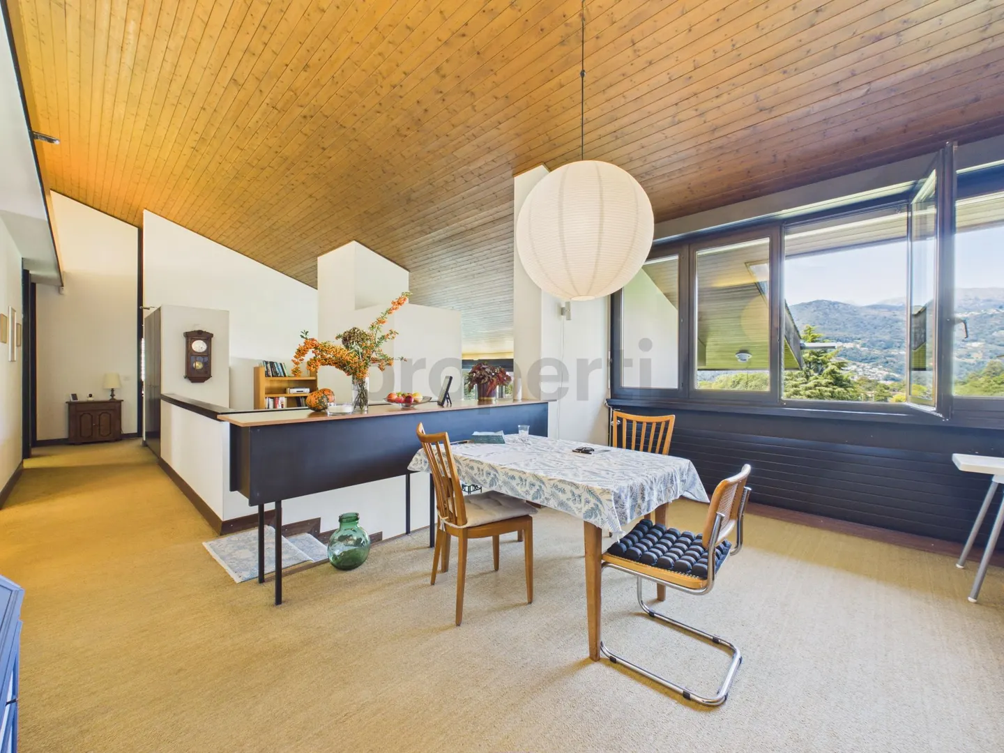 An exclusive oasis with pool and panoramic view - Photo 2 of 13