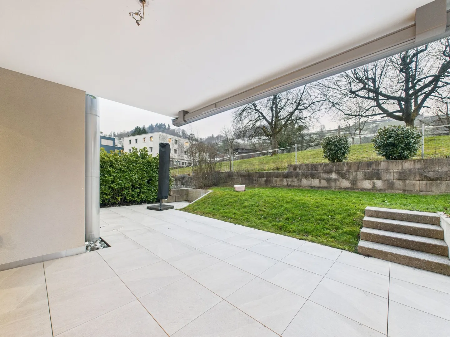 Appartamento giardino esclusivo di 5,5 stanze con comfort moderno e standard Minergie-Plus a Wädenswil - Foto 12 di 13