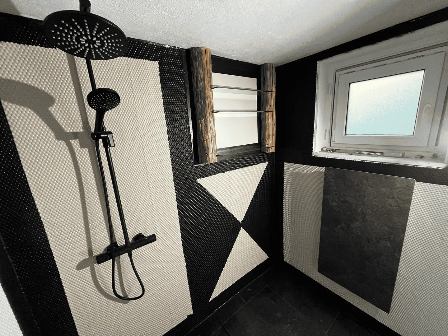 Maison Duplex Unique à Wattwil - Maison Idéale pour la Famille - Photo 7 sur 12