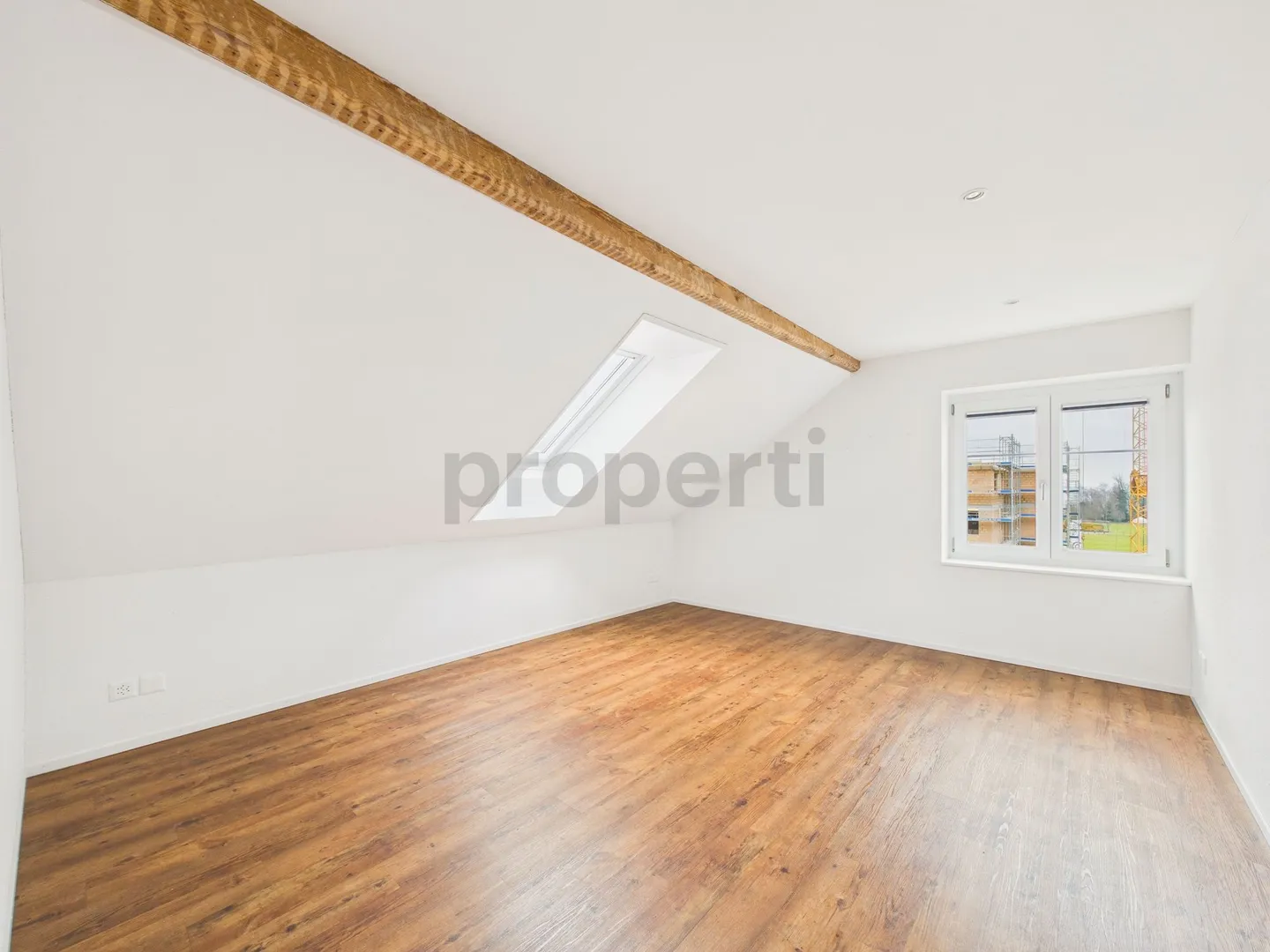Helle 4.5-Zimmer-Penthouse mit Balkon - Foto 5 von 10