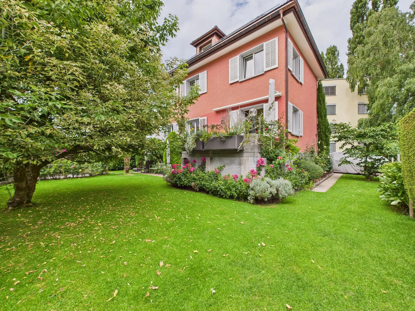 Grosszügiges Einfamilienhaus in Rorschach - Foto 1 von 13