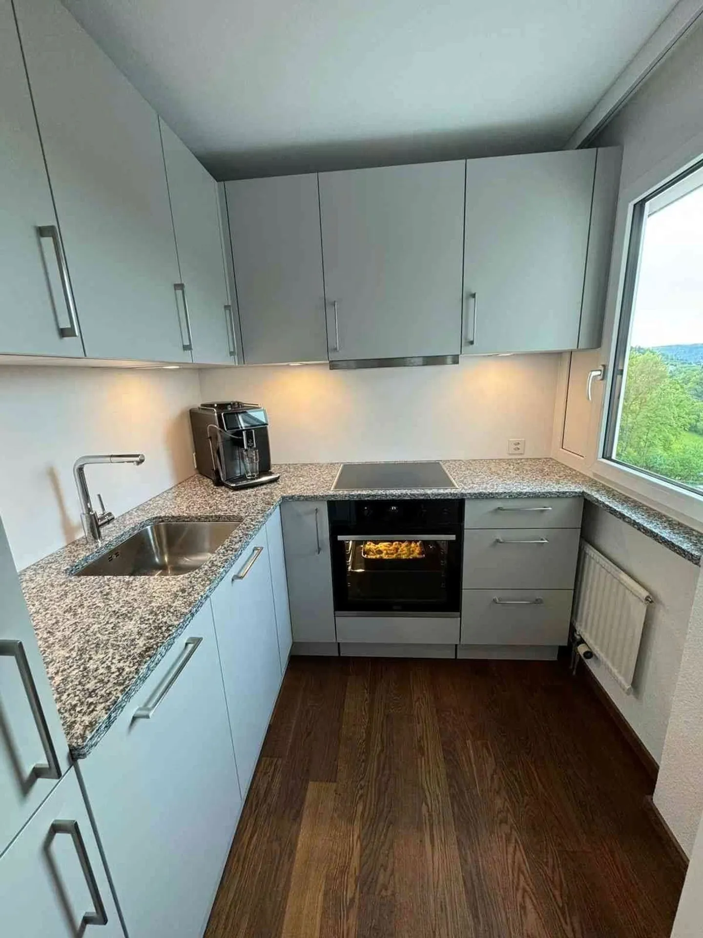 Appartement de 1.5 pièces récemment rénové avec balcon à Baden - Photo 2 sur 7