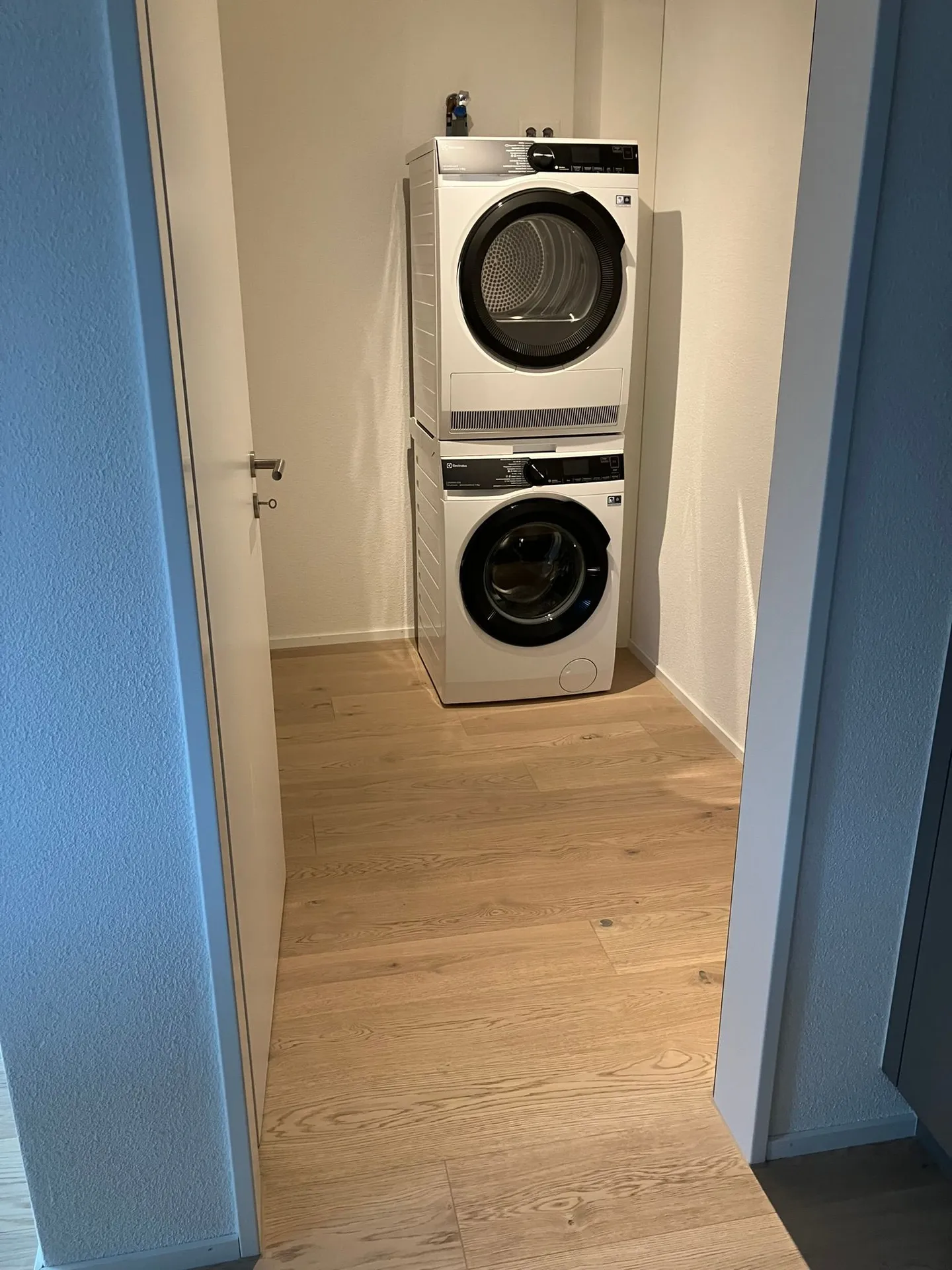 Moderno appartamento duplex di 5,5 stanze con balcone a Muri - Foto 9 di 13