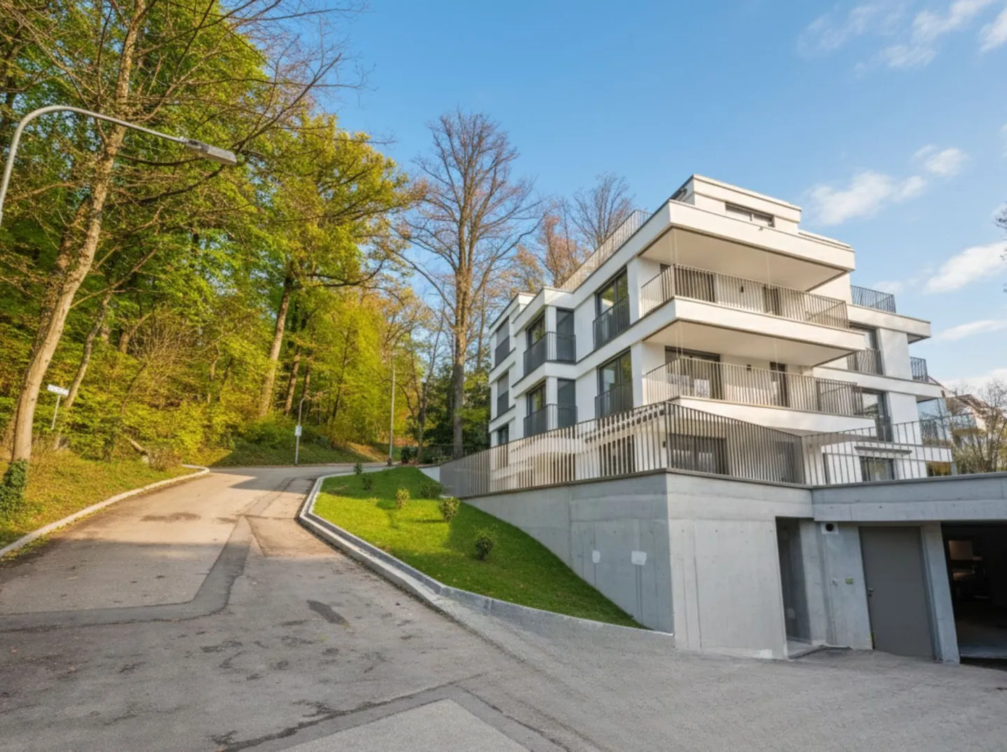 Appartement moderne de 3,5 pièces avec garage souterrain et ascenseur, Zurich - Photo 9 sur 10