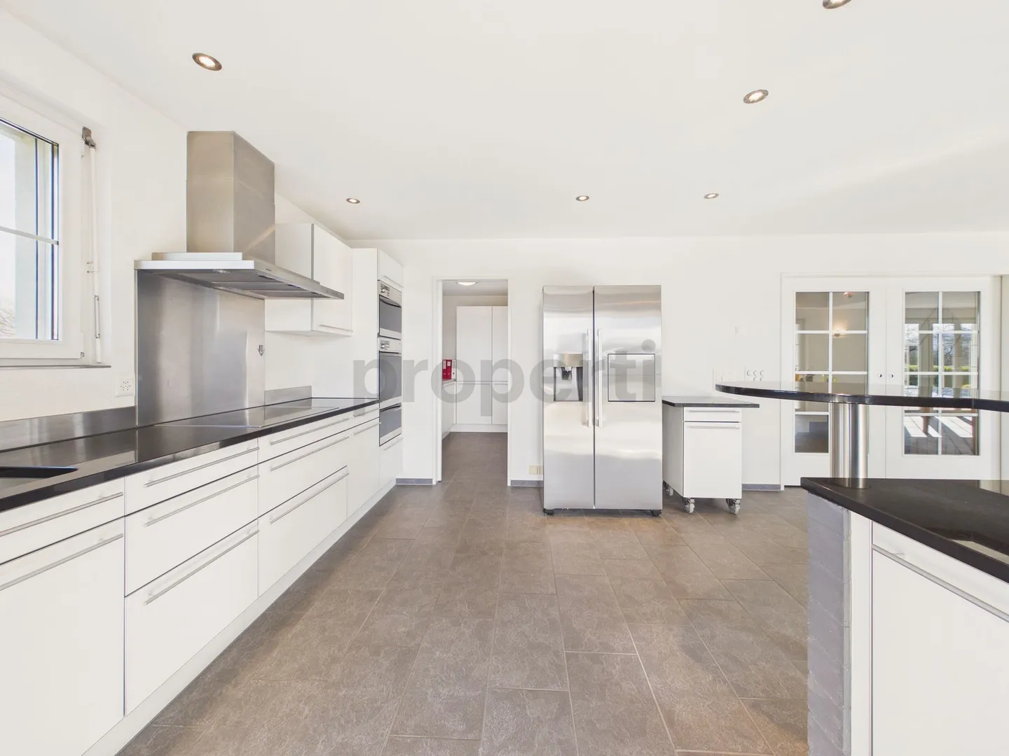 Luminosa casa unifamiliare di 4.5 locali con giardino, Seltisberg - Foto 8 di 13