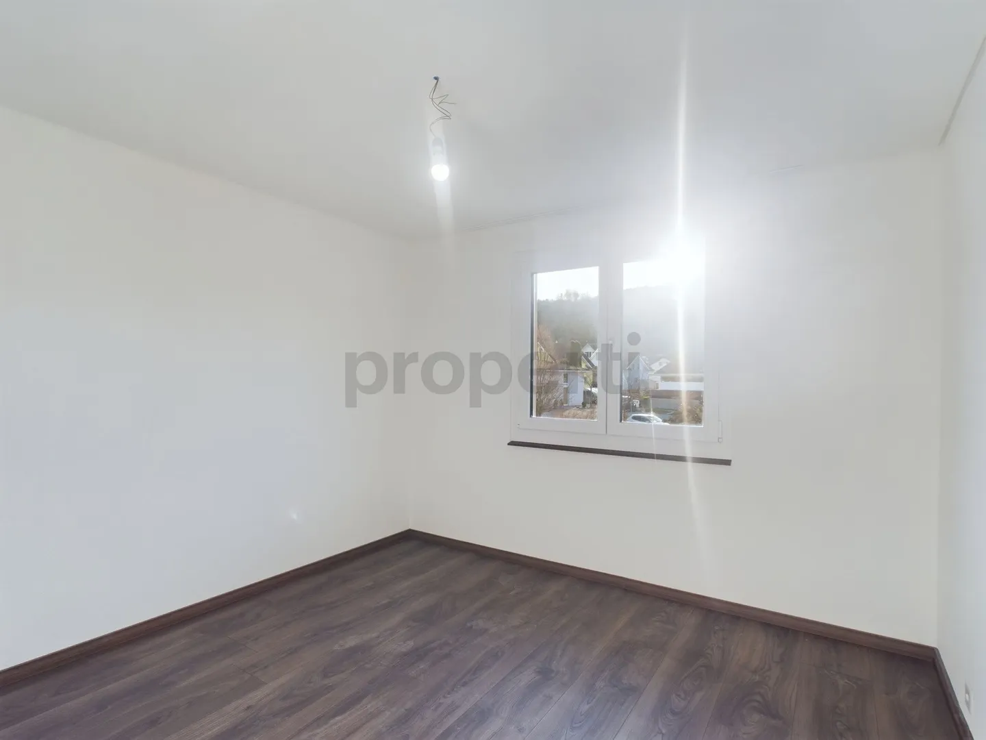 Casa a schiera completamente ristrutturata di 5,5 stanze a Bichelsee - Foto 5 di 11