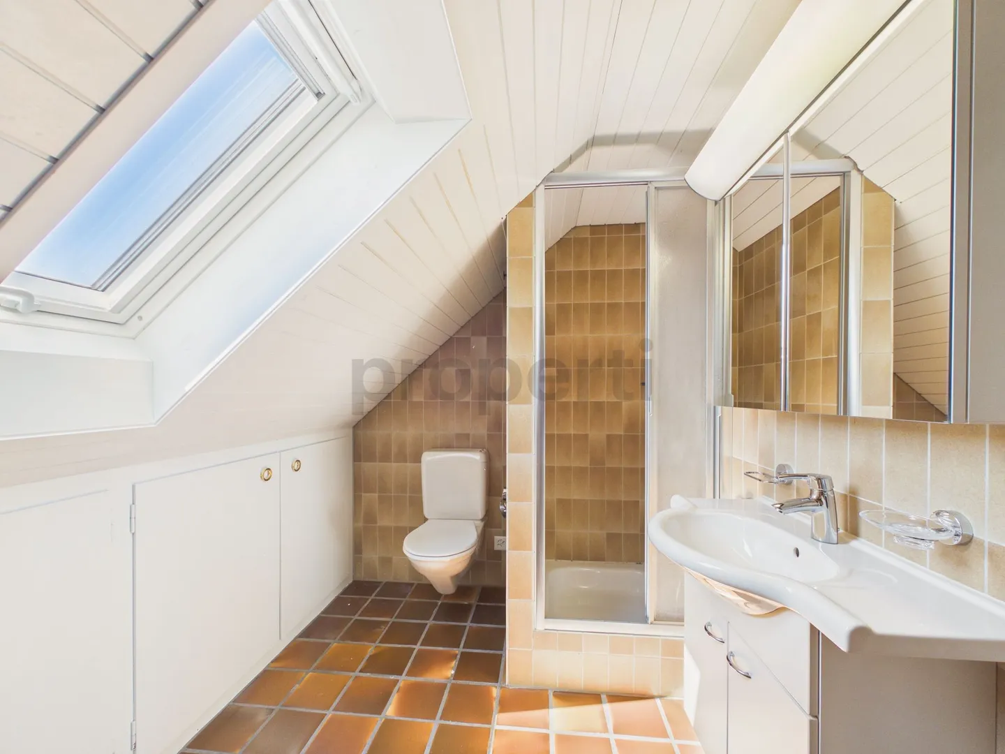 Newly renovated 3-room apartment with balcony, Uster - Photo 9 of 10