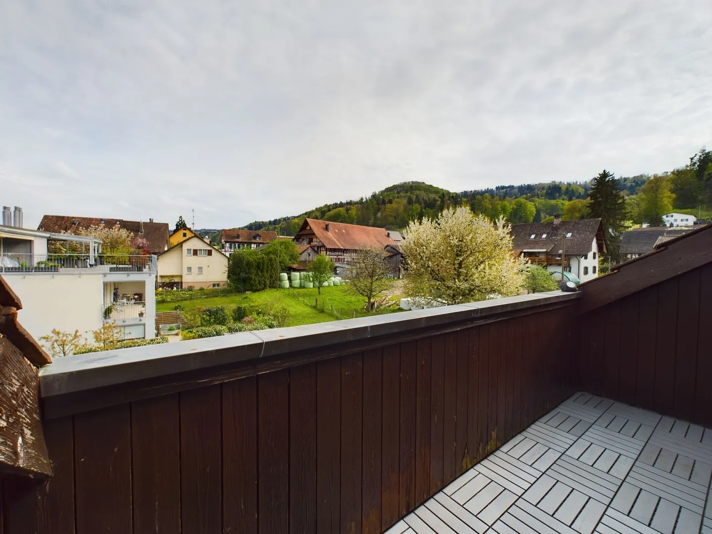 Gemütliches 4.5 Zimmer Attique in Neuenhof - Foto 1 von 13