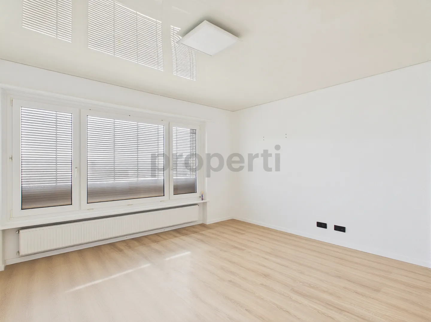 Ristrutturazione 2022, Balcone soleggiato e disposizione degli spazi efficiente! - Foto 6 di 10