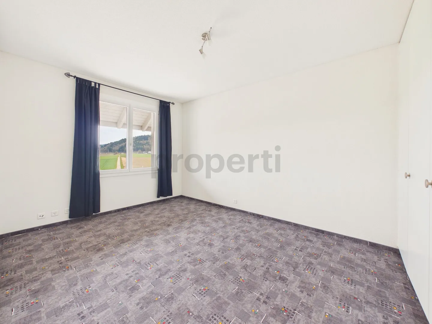 Spacious 6.5-room penthouse apartment with practical storage room, Othmarsingen - Photo 6 of 13