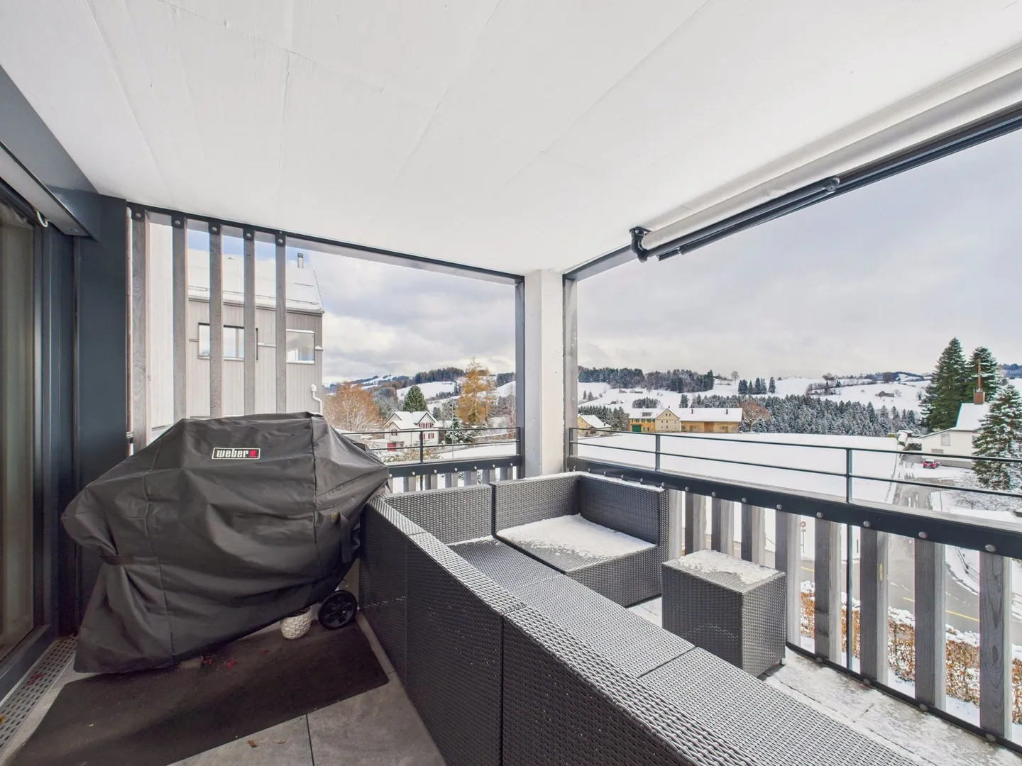 Moderno appartamento di 3.5 locali con splendida vista sulle Alpi a Teufen AR - Foto 11 di 12