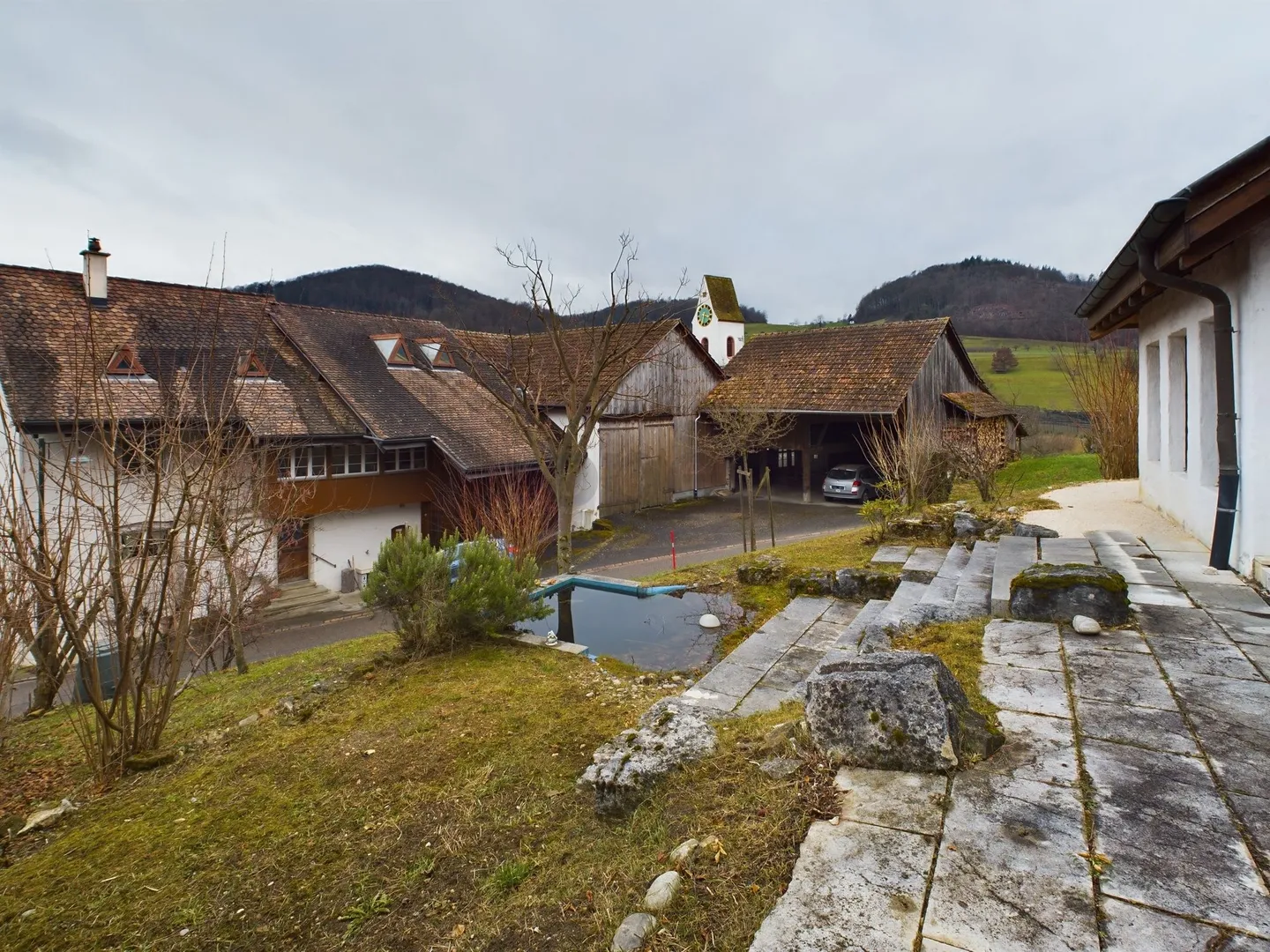 Maison duplex de 3,5 pièces au calme avec beau jardin et petit étang à Maisprach - Photo 12 sur 13