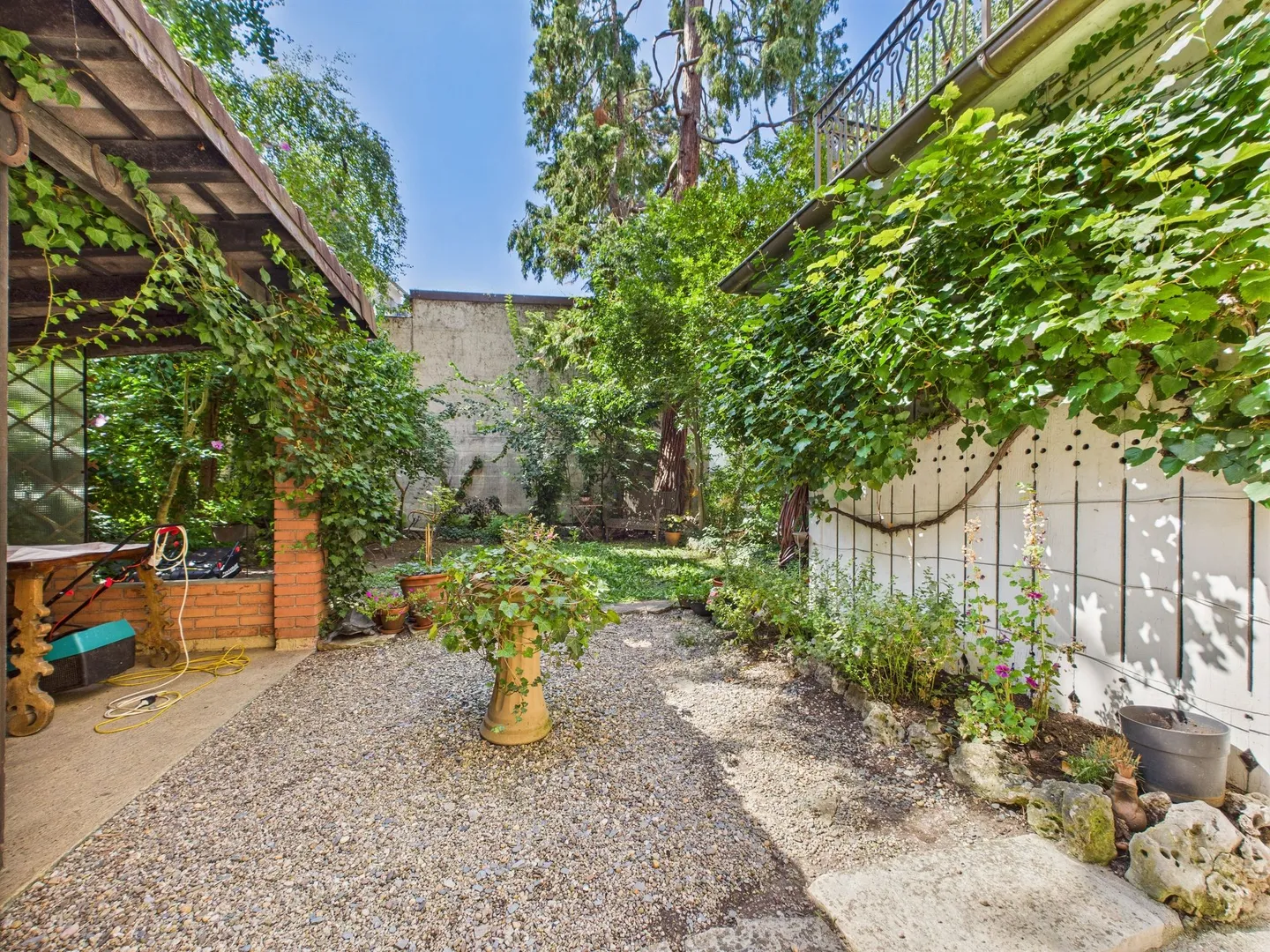 Charming 7-room apartment in the heart of Basel - Photo 11 of 13