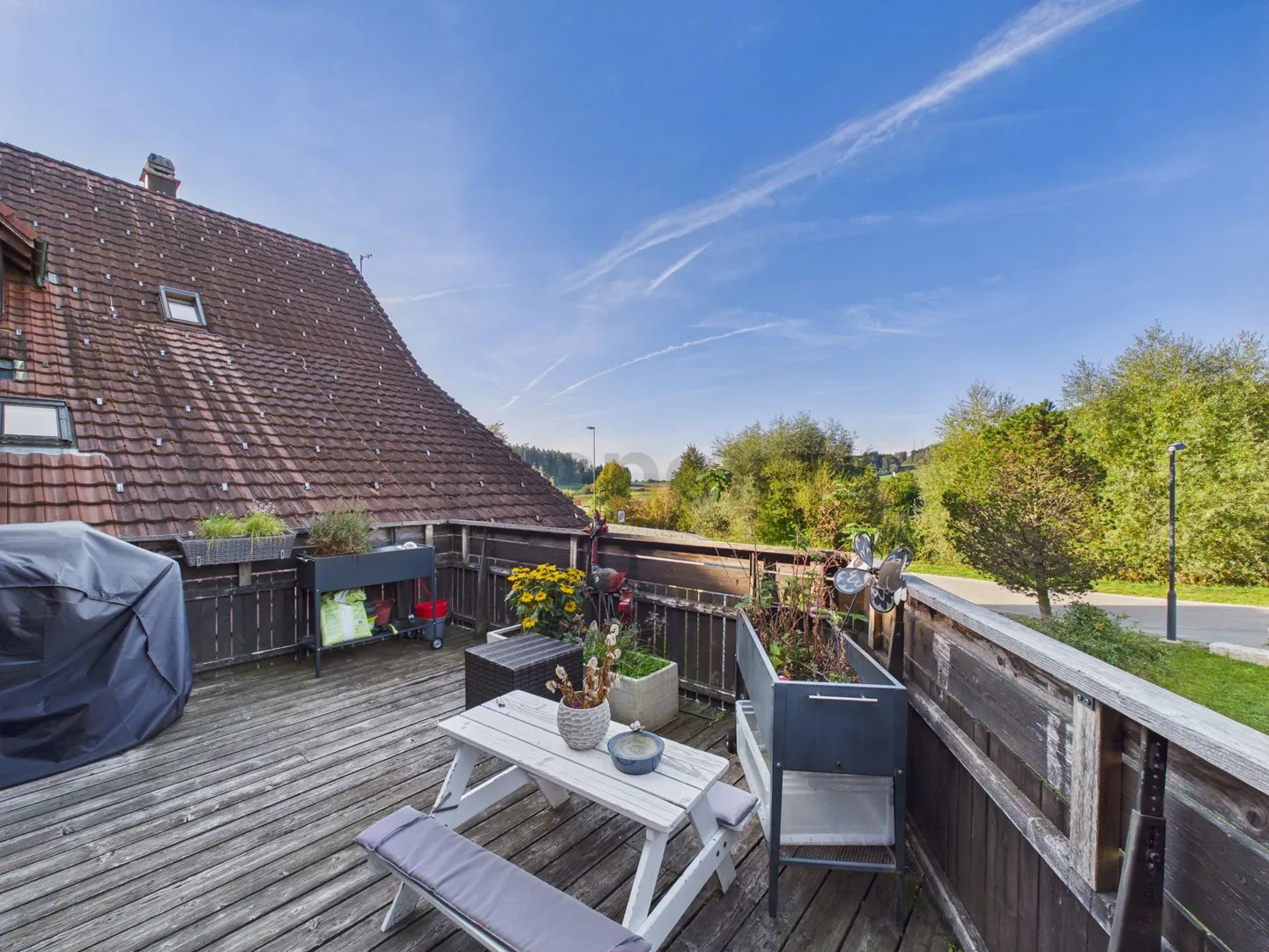 Appartamento 3.5 locali con terrazza sud-ovest e giardino privato spazioso a Madetswil - Foto 10 di 13