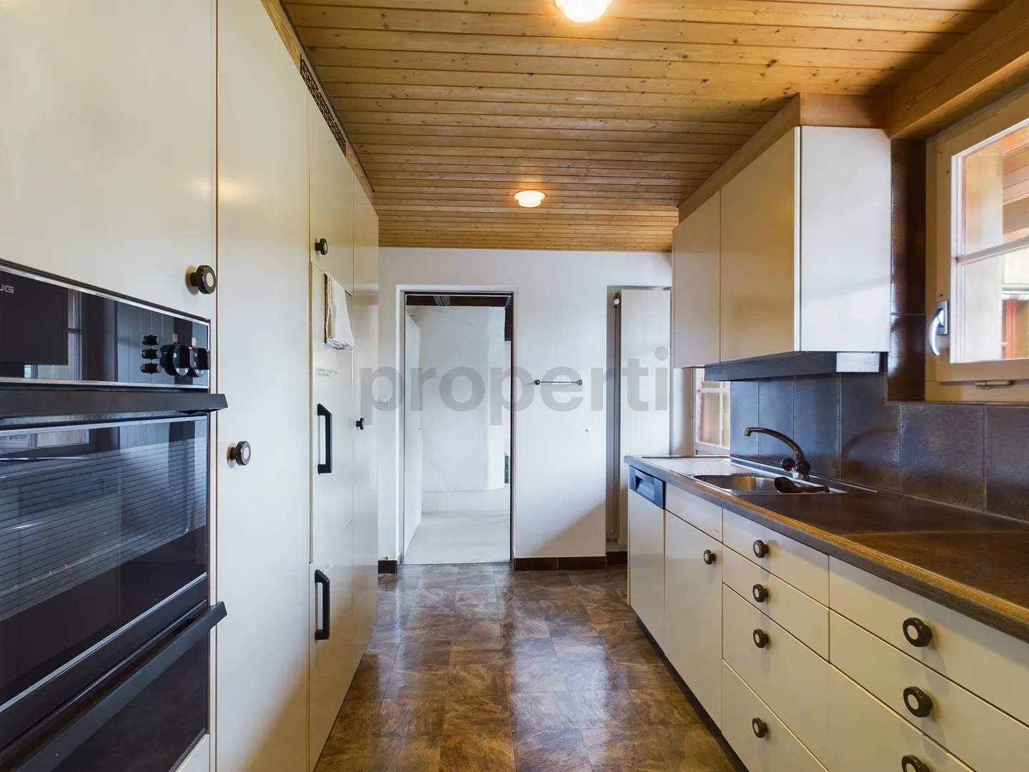 Maisonette spacieuse de 5,5 pièces avec balcon à Bischofszell - Photo 2 sur 13