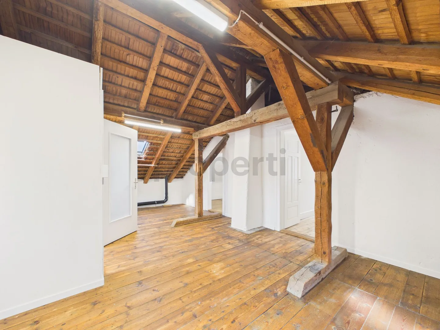 Maison individuelle de 6 pièces récemment rénovée avec sous-sol et station de recharge, Niederuzwil - Photo 8 sur 13