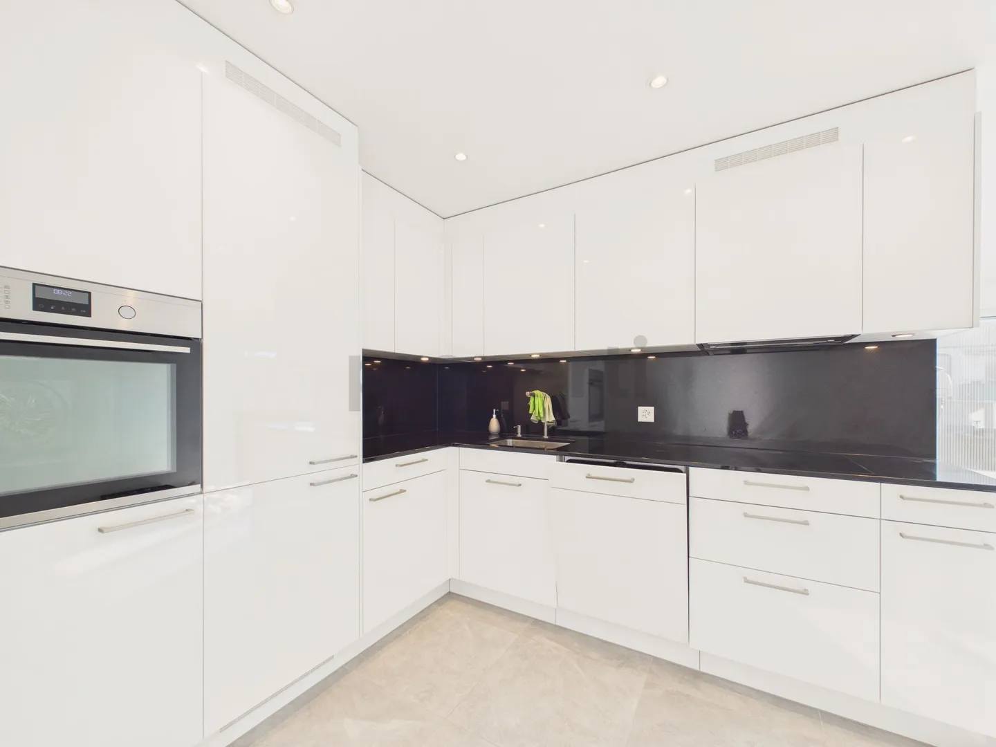 Moderno appartamento attico di 4,5 stanze con balcone, Bülach - Foto 4 di 13