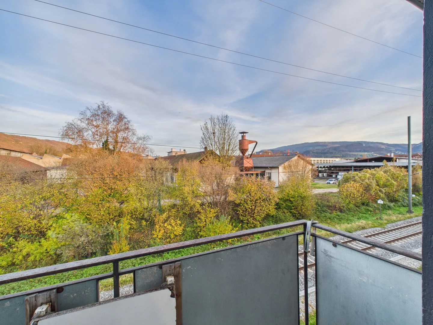 Appartement spacieux de 4.5 pièces dans un petit immeuble calme à Delémont - Photo 9 of 13