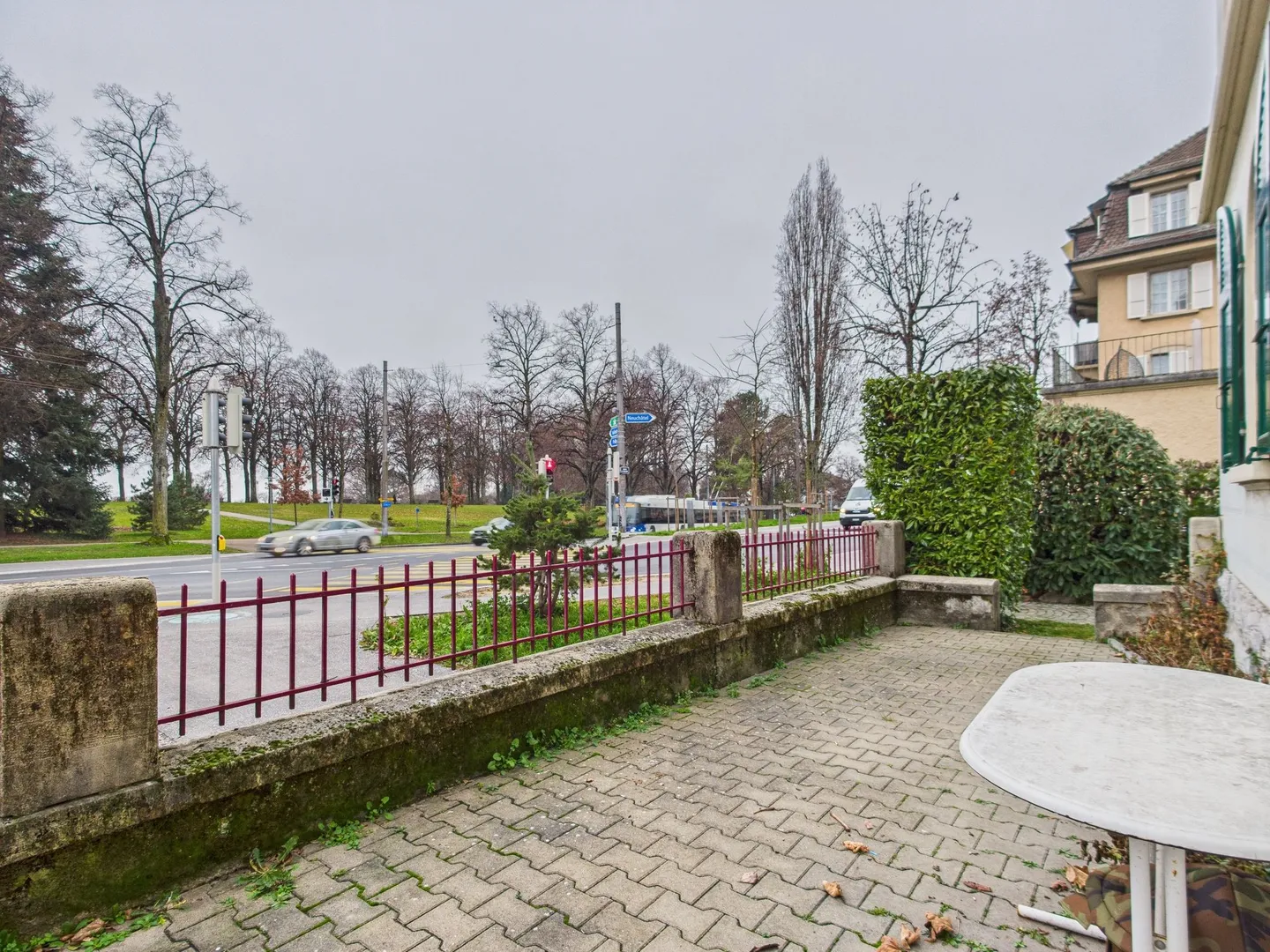 Charming 3-room apartment with terrace in Lausanne - Photo 9 of 10