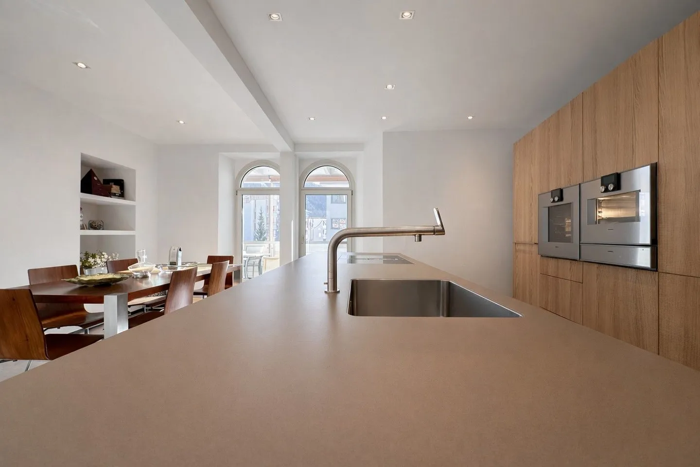 Condominio esclusivo di 4,5 stanze con panorama alpino in villa storica - Davos Platz - Foto 2 di 12