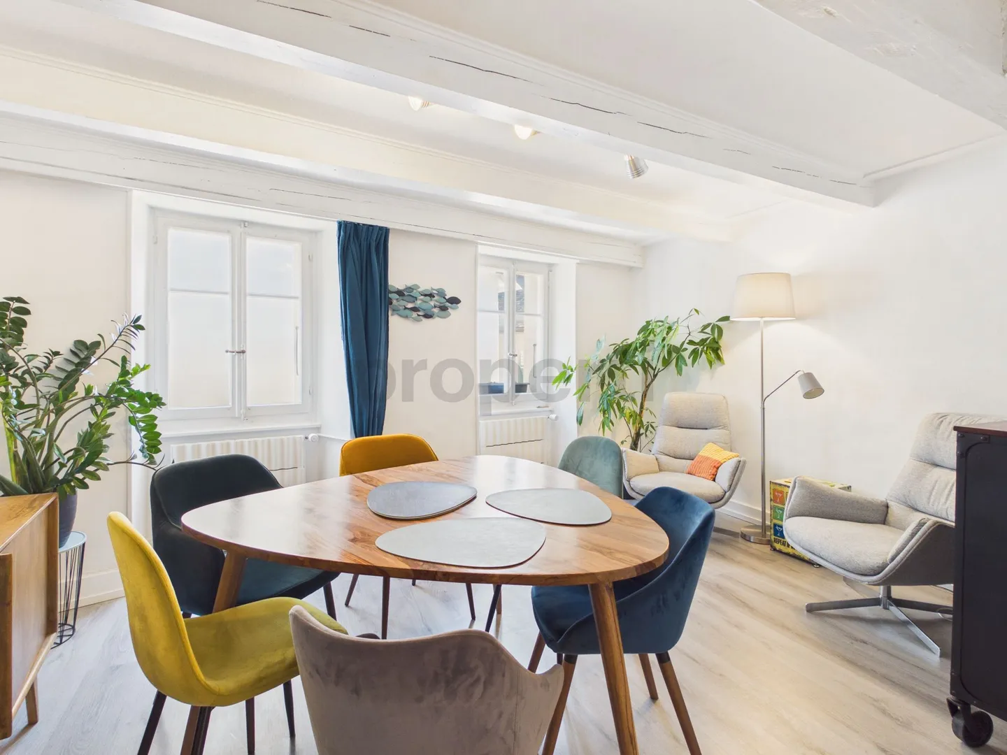 Maison élégamment rénovée au coeur d'Aubonne - Photo 2 of 13