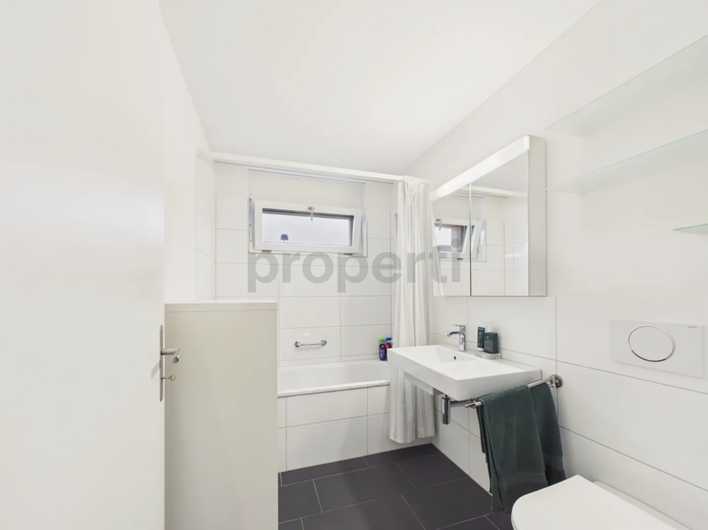 Modern 5.5-room terraced house with Minergie standard and parking garage, Hüttikon - Photo 11 of 13