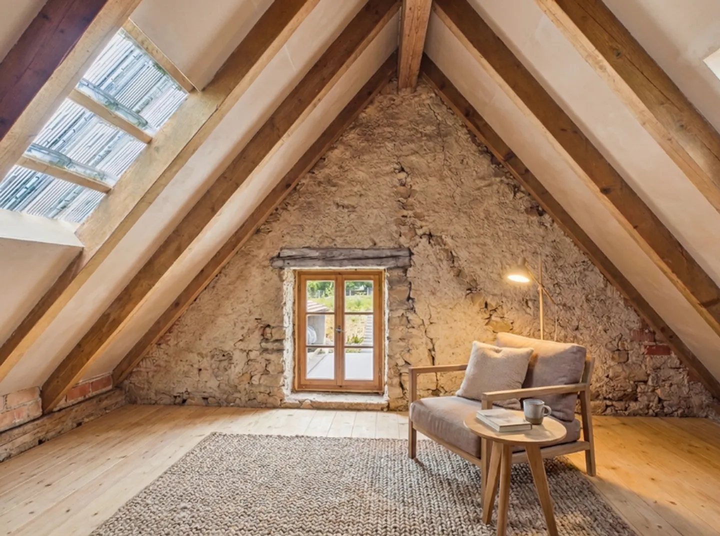3.5-room condominium on the ground floor in a historic mill from 1555 with a Gothic ceiling and private garden - Photo 7 of 10