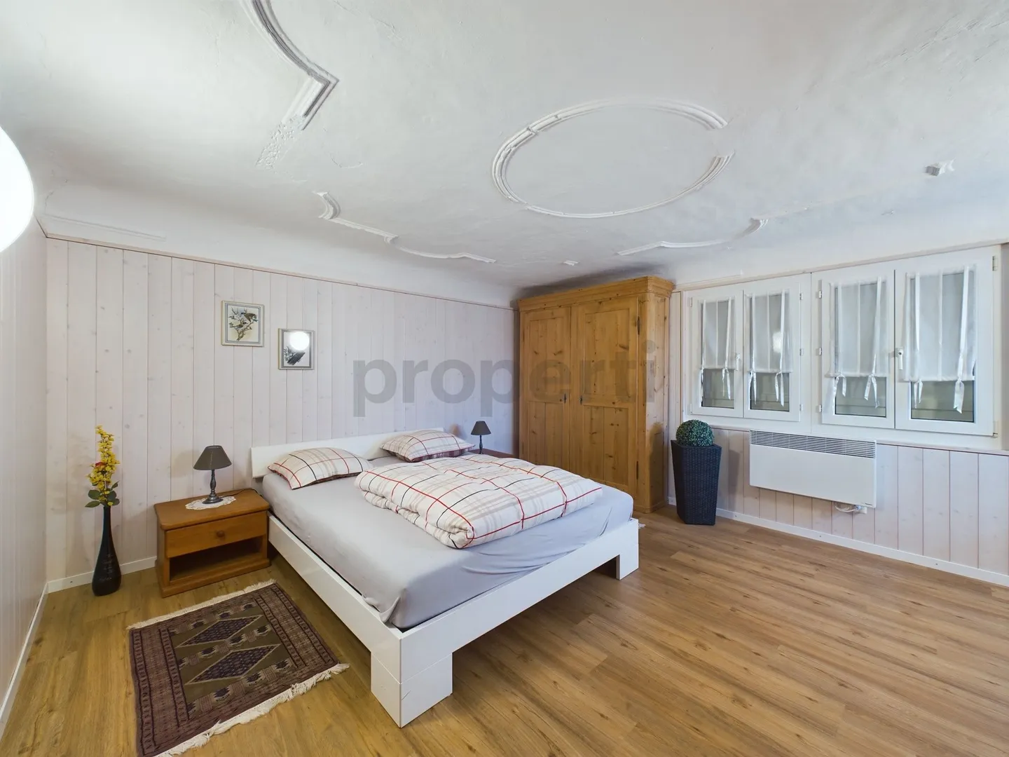 Affascinante casa unifamiliare con riserva di terreno e progetto preliminare per casa plurifamiliare - Foto 5 di 13