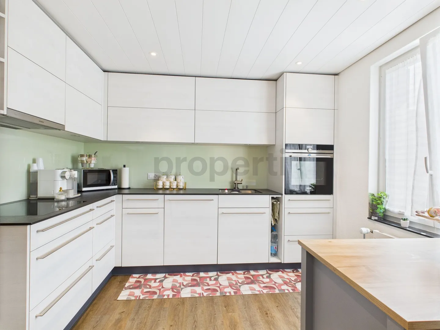 Cozy renovated 4.5 room apartment in Leibstadt, AG - Photo 4 of 11