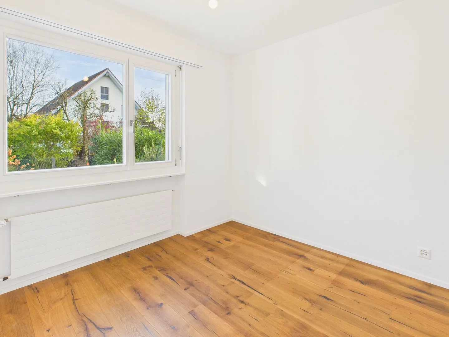 Charming 5.5-room single-family house with garden in Herzogenbuchsee, Canton BE - Photo 11 of 13