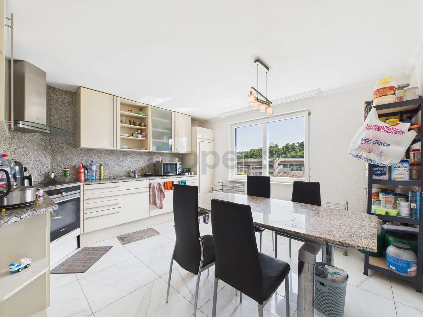 Maison individuelle spacieuse de 5,5 pièces à Schaffhouse - Photo 4 sur 12