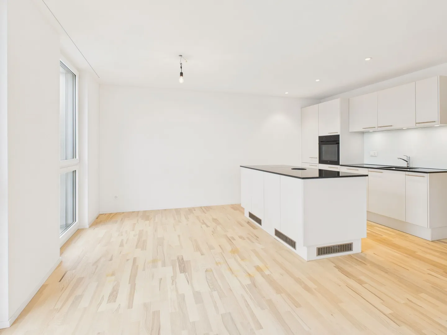 Appartement lumineux et moderne de 4,5 pièces à Grenchen - Nouvelle construction 2024 - Photo 5 sur 13