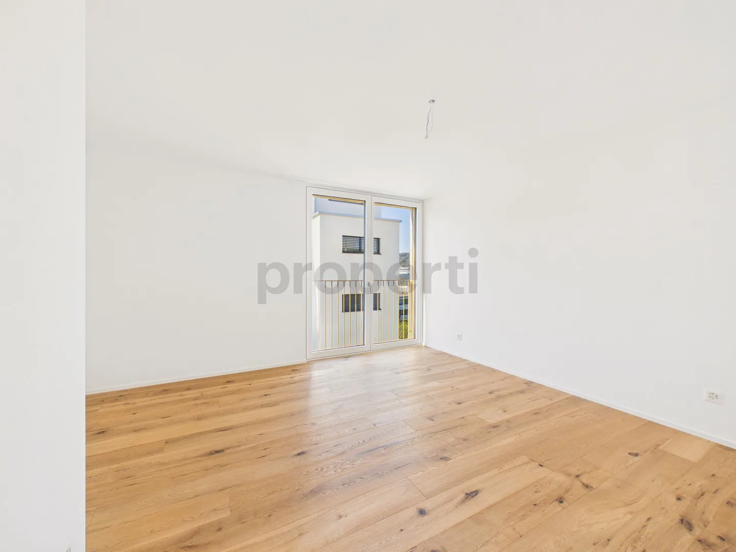 Appartamento moderno di 4,5 stanze con vista libera a Zurigo Altstetten - Foto 5 di 13