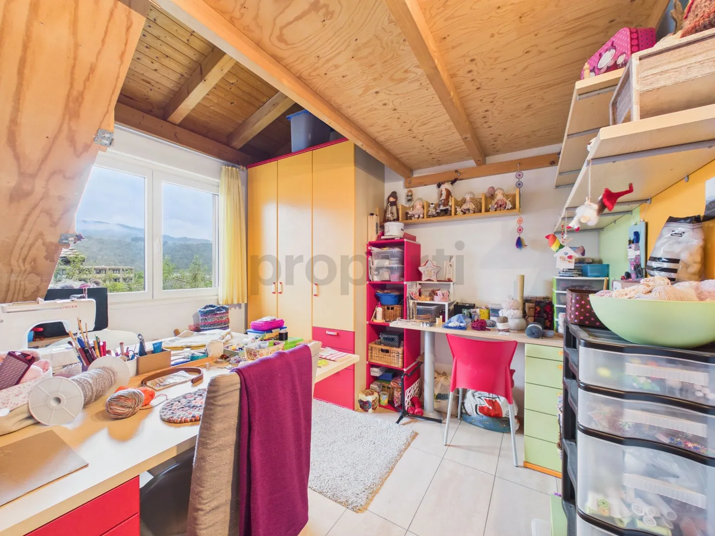 Geräumiges 5.5-Zimmer-Einfamilienhaus mit Garten, Gravesano - Foto 10 von 13